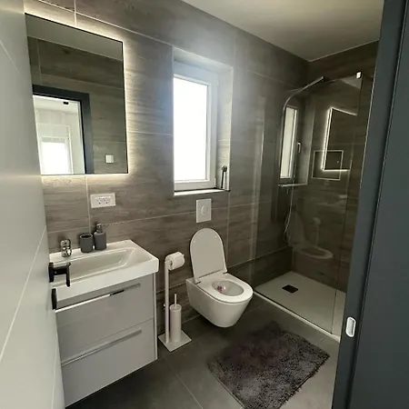 펜션 Family Friendly House With A Swimming Pool Opatija - 23833 마툴지