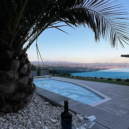 펜션 Family Friendly House With A Swimming Pool Opatija - 23833 마툴지